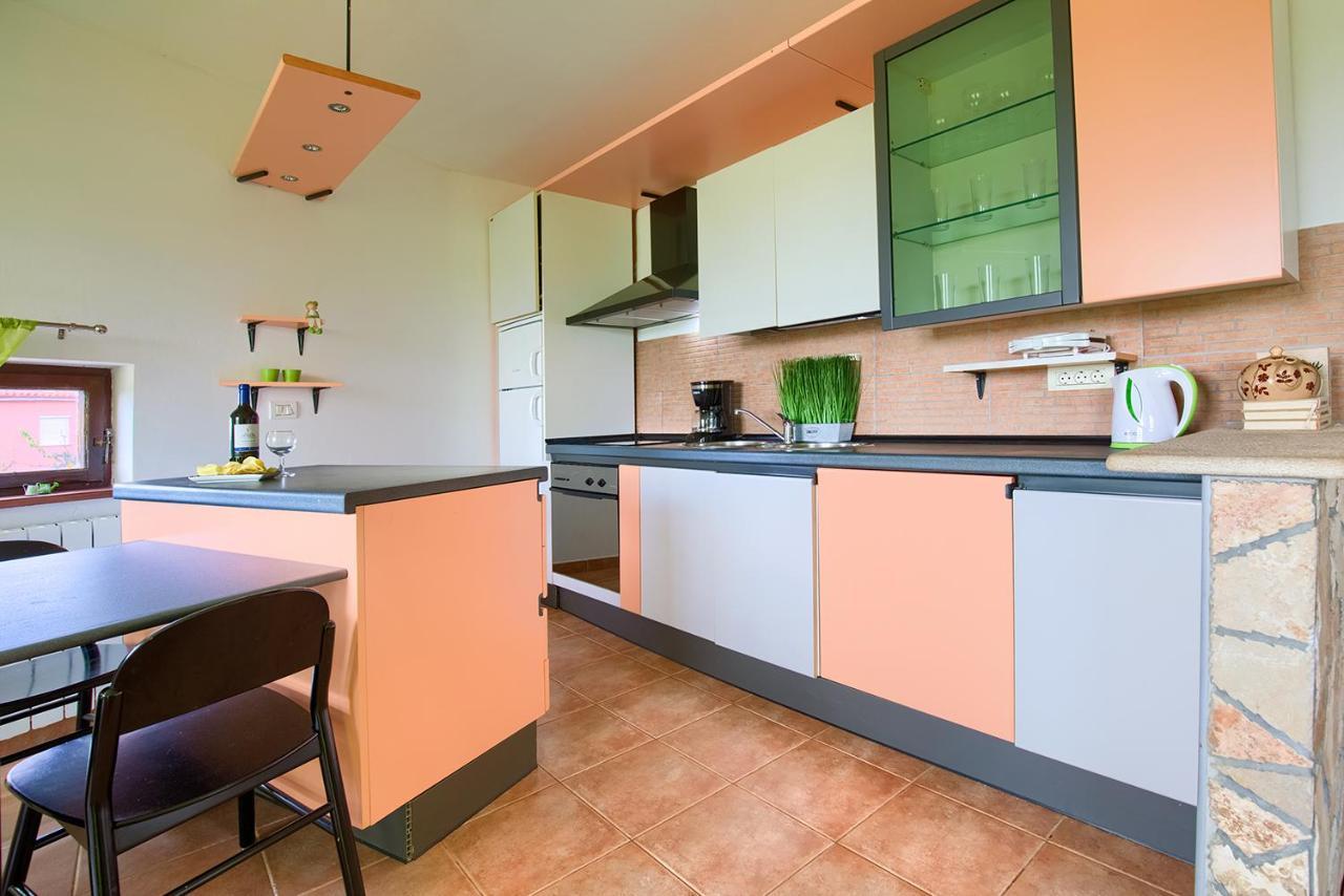 Apartment Lucca Peroj Zewnętrze zdjęcie